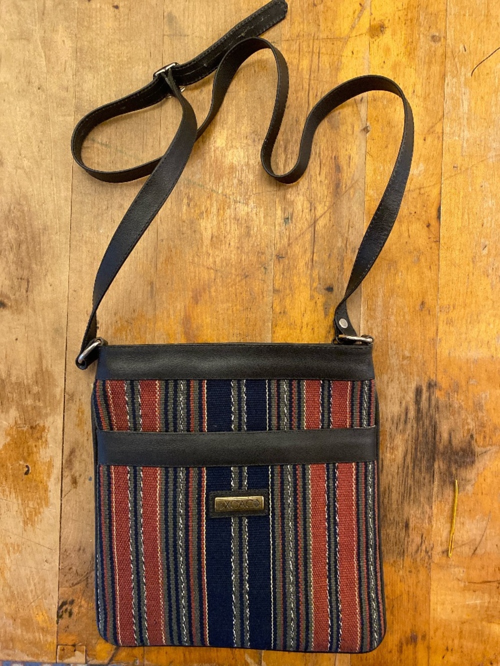 XCAC Handwoven Leather Crossbody Bag | Antigua Guatemala Artisanal Purse